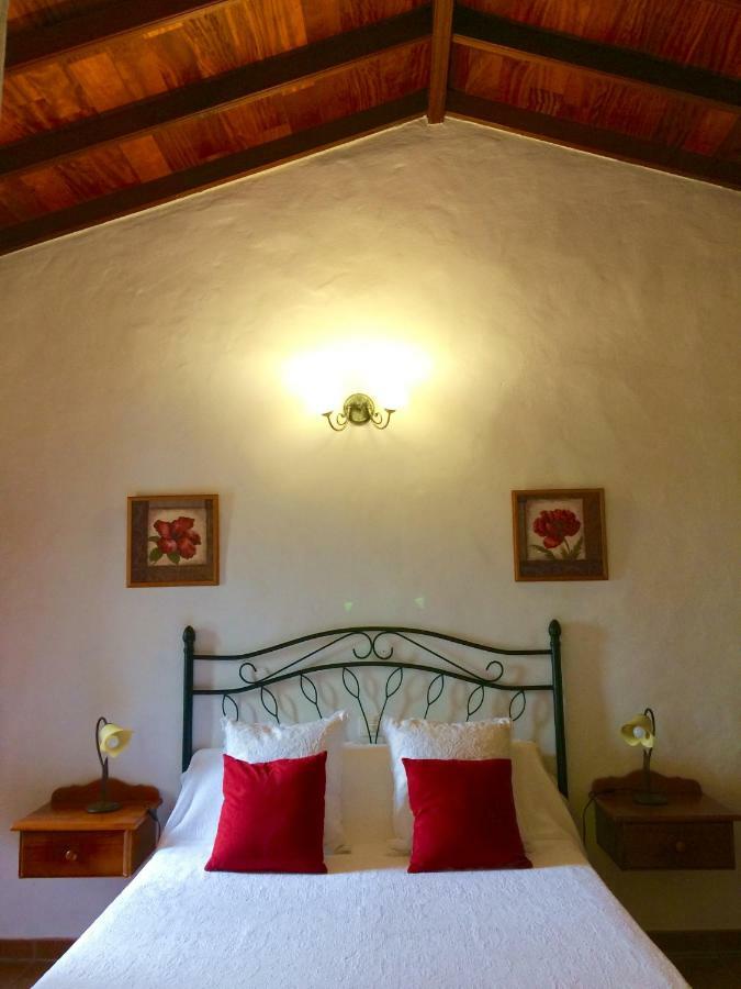 Bella Doramas Casas Rurales Panchita & Millo Moya  Extérieur photo